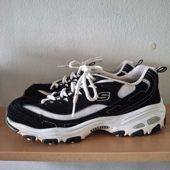 Skechers D'Lites Memory Foam - Black & White - Women's Sz 9.5 - Picture 1 of 8